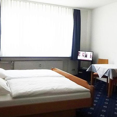 Hotel Zur Traube Бад-Хомбург-фор-дер-Хёэ Экстерьер фото